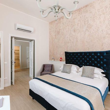 Rhea Silvia Luxury Navona Hotel Rome Exterior photo