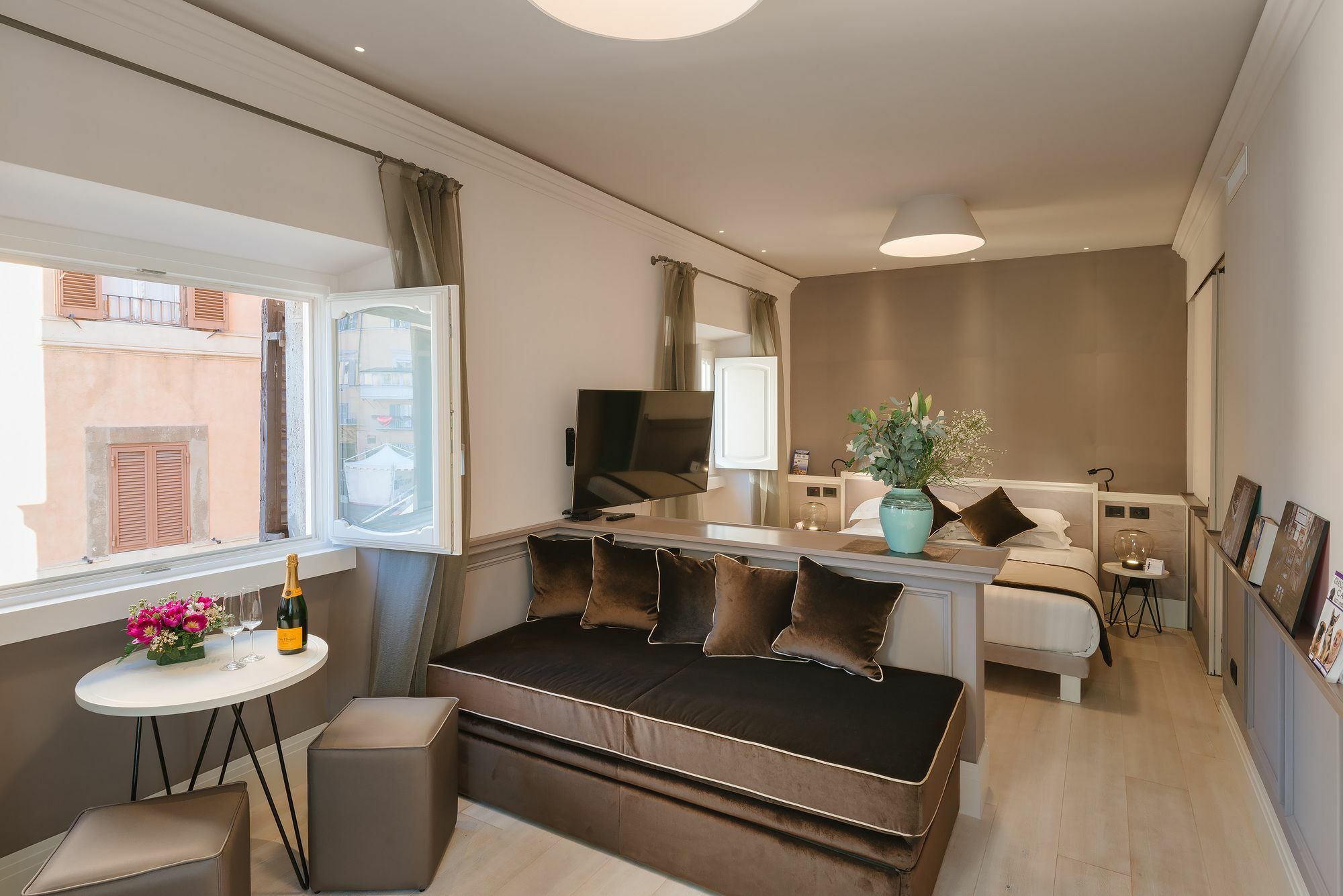 Rhea Silvia Luxury Navona Hotel Rome Exterior photo
