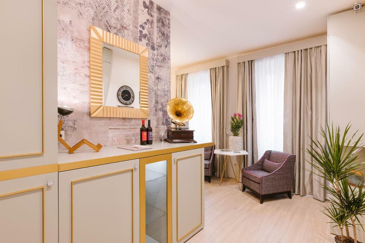 Rhea Silvia Luxury Navona Hotel Rome Exterior photo